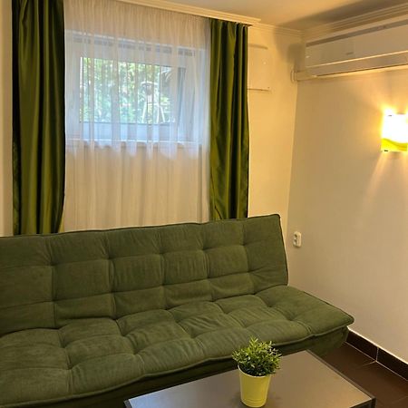 Caesar Apartments & Rooms Сиофок Екстериор снимка