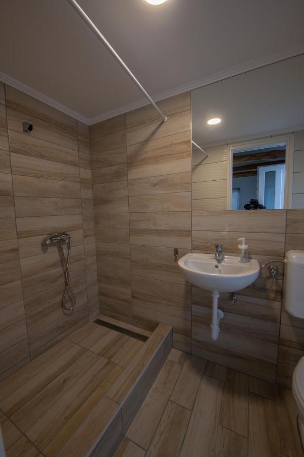 Caesar Apartments & Rooms Сиофок Екстериор снимка