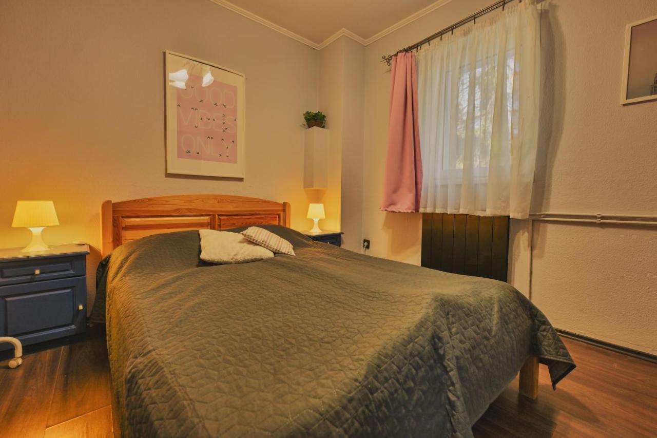 Caesar Apartments & Rooms Сиофок Екстериор снимка