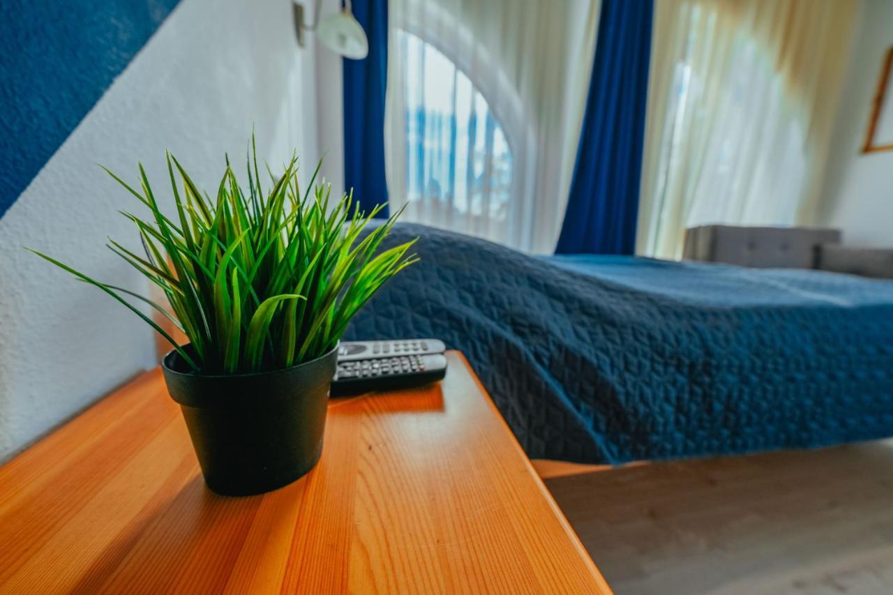 Caesar Apartments & Rooms Сиофок Екстериор снимка