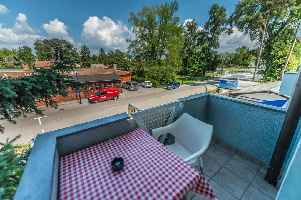 Caesar Apartments & Rooms Сиофок Екстериор снимка