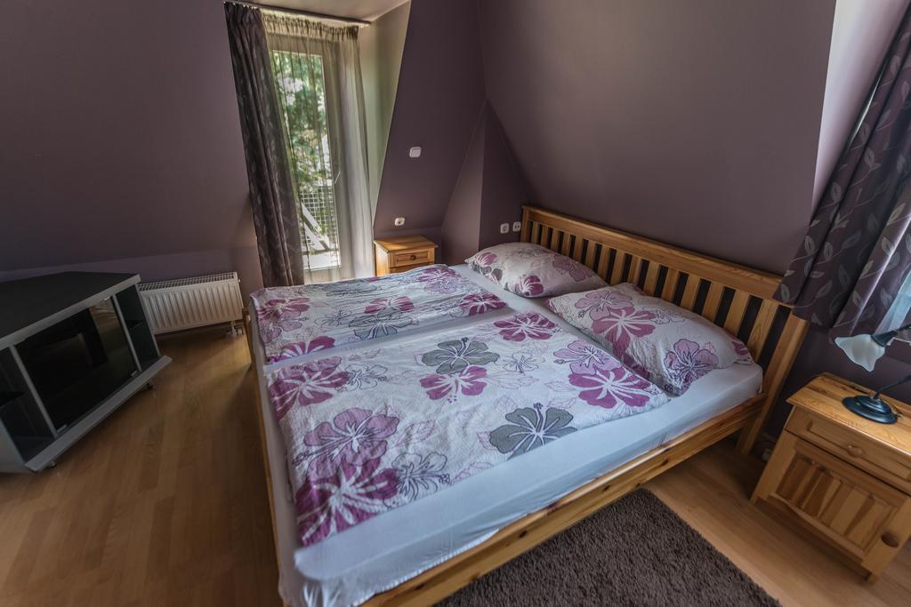 Caesar Apartments & Rooms Сиофок Екстериор снимка